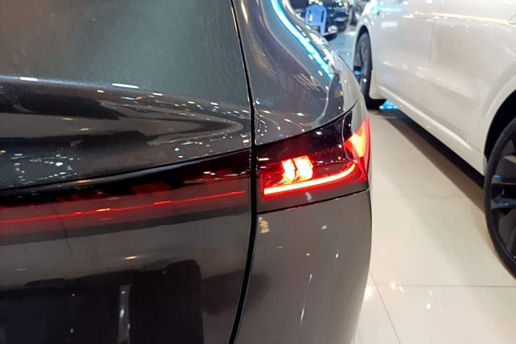 Used CHANGAN NEVO A07 2023 Range-Extended 200 Max Right Rear Taillight
