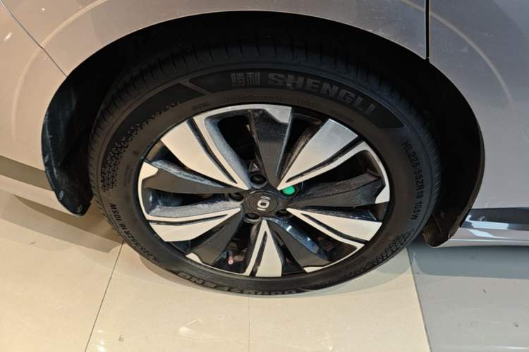Used CHANGAN NEVO A07 2023 Range-Extended 200 Max Right Rear Wheel Hub