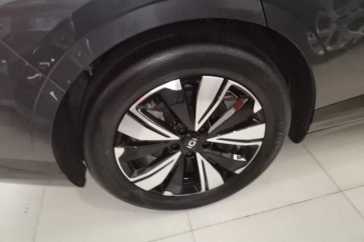 Used CHANGAN NEVO A07 2023 Range-Extended 200 Max Right Rear Wheel Hub