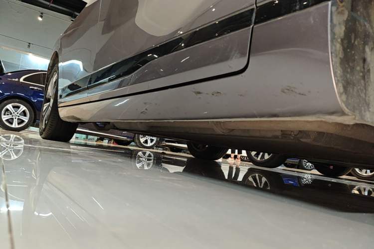 Used CHANGAN NEVO A07 2023 Range-Extended 200 Max Right Side Sill