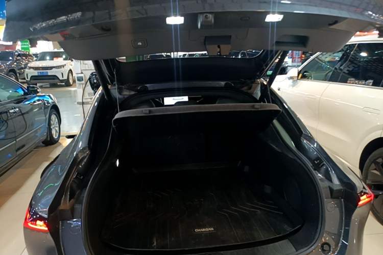 Used CHANGAN NEVO A07 2023 Range-Extended 200 Max Trunk