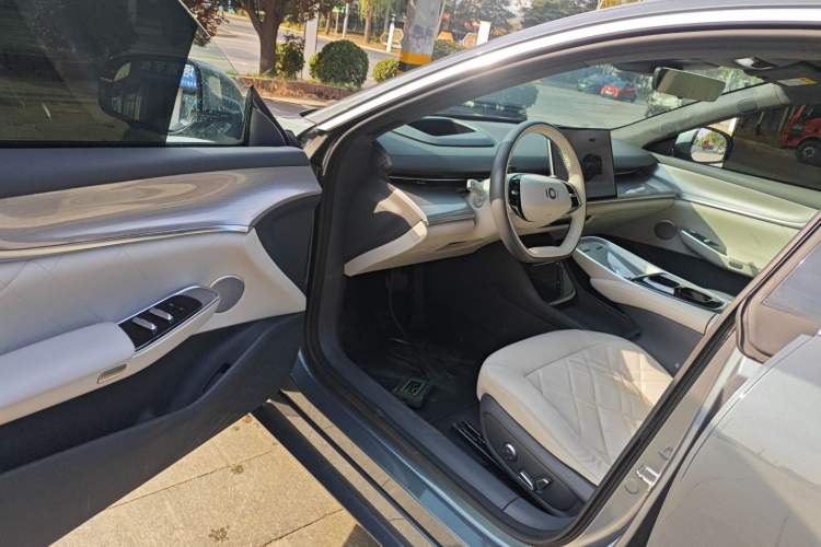Used CHANGAN NEVO A07 2023 Range-Extended 200 Max Driver Seat