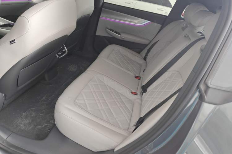 Used CHANGAN NEVO A07 2023 Range-Extended 200 Max Left Rear Seat