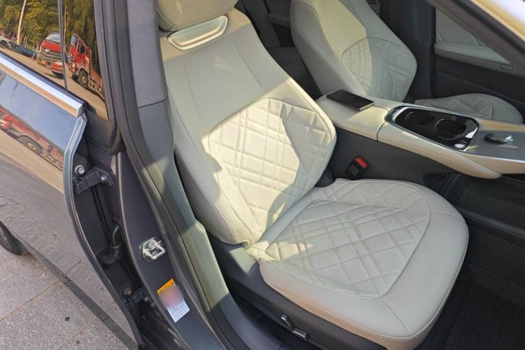 Used CHANGAN NEVO A07 2023 Range-Extended 200 Max Right Front Seat