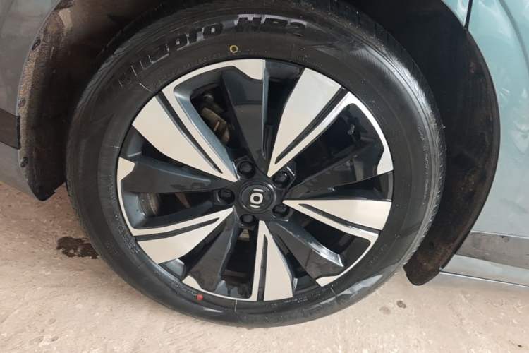 Used CHANGAN NEVO A07 2023 Range-Extended 200 Max Right Rear Wheel Hub