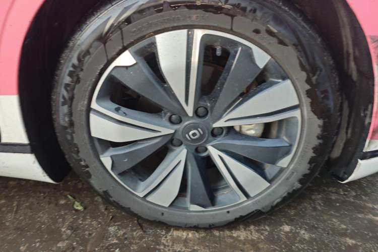 Used CHANGAN NEVO A07 2023 Range-Extended 200 Pro Right Front Wheel Hub