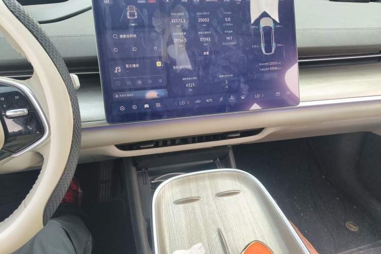 Used CHANGAN NEVO A07 2023 Range-Extended 200 Pro Audio And AC Panel