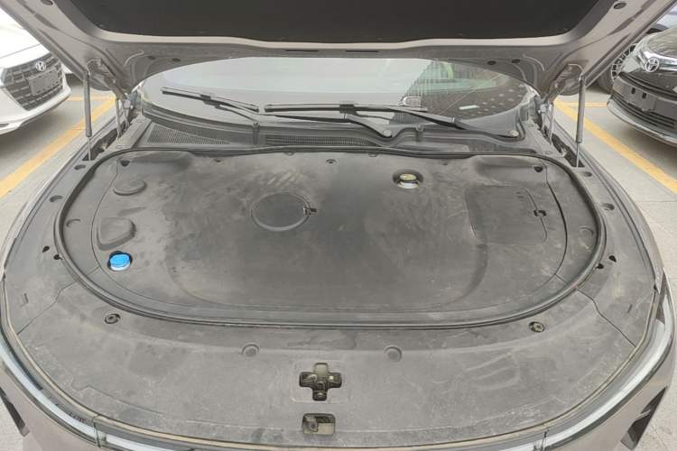 Used CHANGAN NEVO A07 2023 Range-Extended 200 Pro Engine Bay