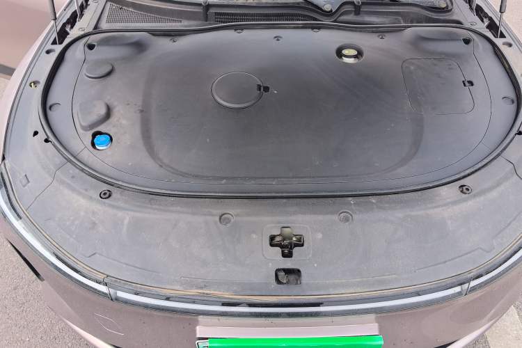 Used CHANGAN NEVO A07 2023 Range-Extended 200 Pro Engine Bay Right