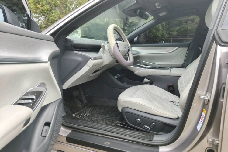 Used CHANGAN NEVO A07 2023 Range-Extended 200 Max Interior 3