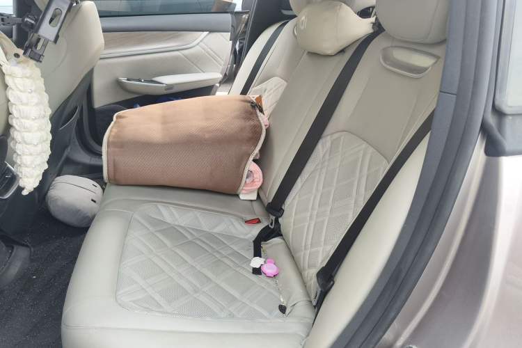 Used CHANGAN NEVO A07 2023 Range-Extended 200 Pro Left Rear Seat