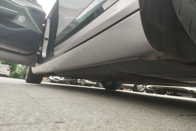 Used CHANGAN NEVO A07 2023 Range-Extended 200 Pro Left Side Sill