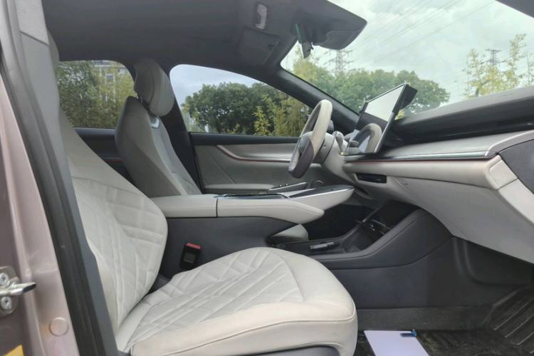 Used CHANGAN NEVO A07 2023 Range-Extended 200 Max Right Front Seat