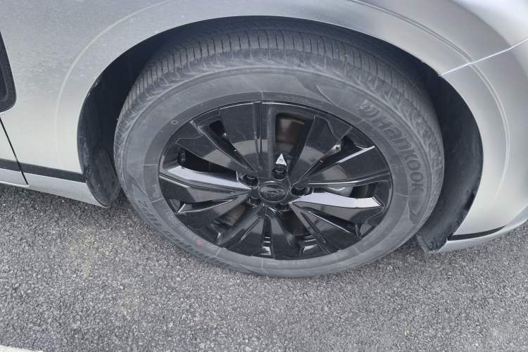 Used CHANGAN NEVO A07 2023 Range-Extended 200 Pro Right Front Wheel Hub
