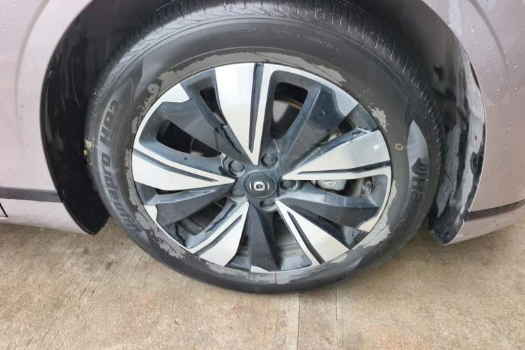 Used CHANGAN NEVO A07 2023 Range-Extended 200 Pro Right Front Wheel Hub