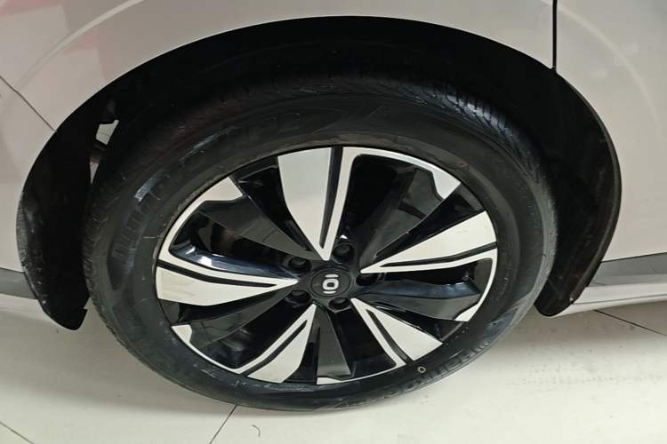 Used CHANGAN NEVO A07 2023 Range-Extended 200 Max Right Rear Wheel Hub