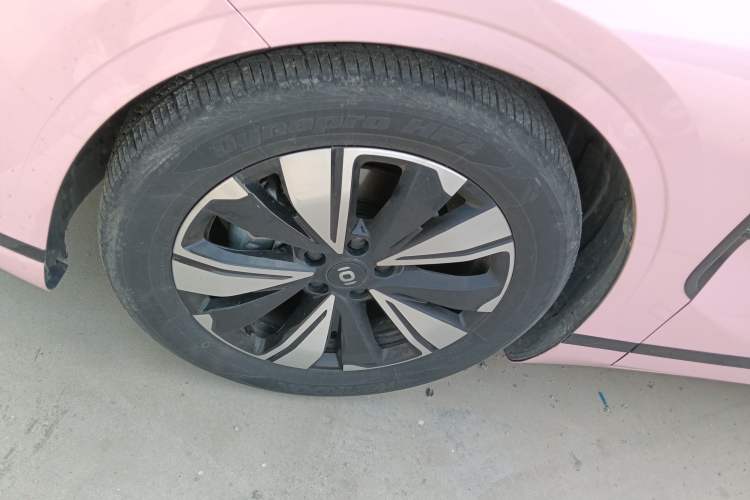 Used CHANGAN NEVO A07 2023 Range-Extended 200 Max Left Front Wheel Hub