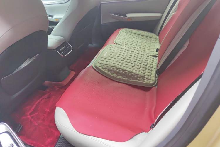 Used CHANGAN NEVO A07 2023 Range-Extended 200 Max Left Rear Seat