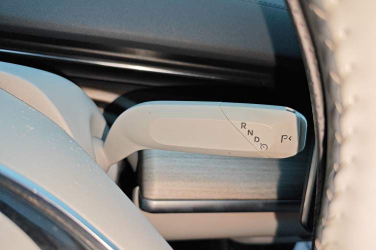 Used CHANGAN NEVO A07 2023 Range-Extended 200 Air Gear Lever