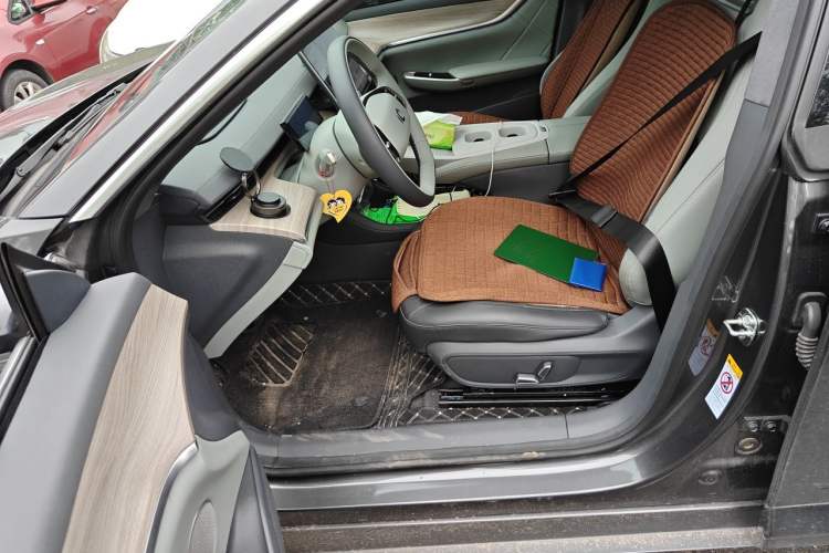 Used CHANGAN NEVO A07 2023 Range-Extended 200 Pro Left Front Seat