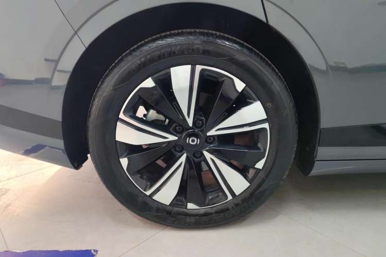 Used CHANGAN NEVO A07 2023 Range-Extended 200 Pro Left Front Wheel Hub