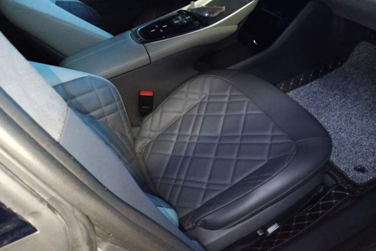 Used CHANGAN NEVO A07 2023 Range-Extended 200 Max Right Front Seat
