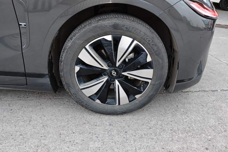 Used CHANGAN NEVO A07 2023 Range-Extended 200 Air Right Front Wheel Hub