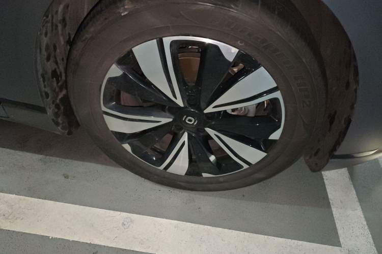 Used CHANGAN NEVO A07 2023 Range-Extended 200 Max Right Front Wheel Hub