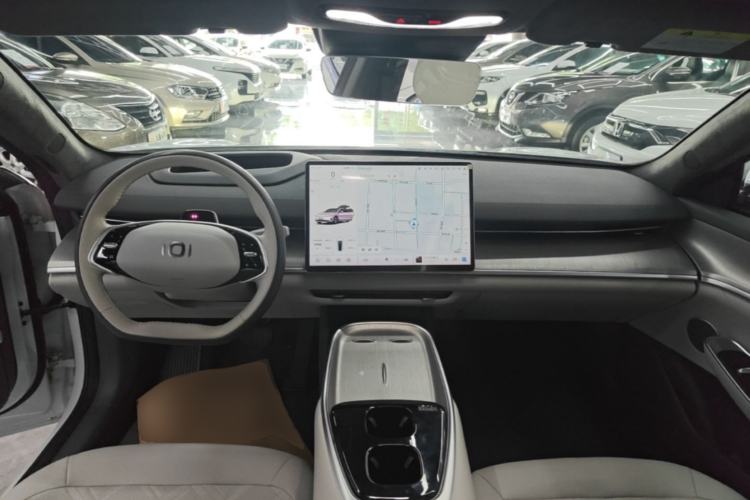 Used CHANGAN NEVO A07 2023 Range-Extended 200 Max Center Console