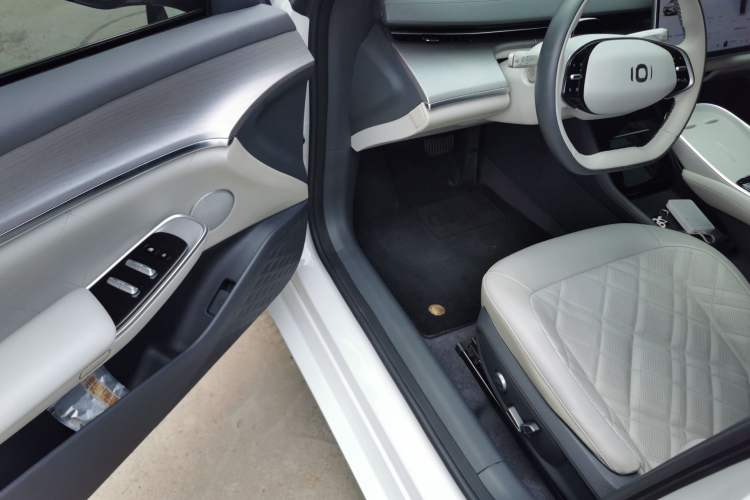Used CHANGAN NEVO A07 2023 Range-Extended 200 Max Driver Seat