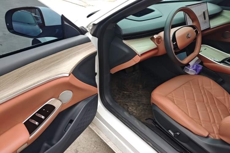 Used CHANGAN NEVO A07 2023 Range-Extended 200 Pro Driver Seat