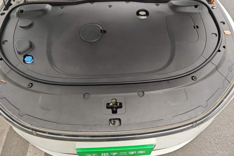 Used CHANGAN NEVO A07 2023 Range-Extended 200 Air Engine Bay