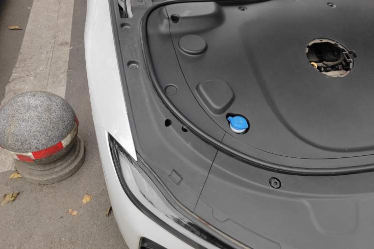 Used CHANGAN NEVO A07 2023 Range-Extended 200 Pro Engine Bay Right