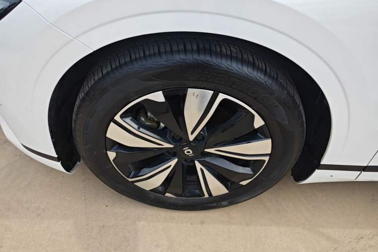 Used CHANGAN NEVO A07 2023 Range-Extended 200 Max Exterior 2