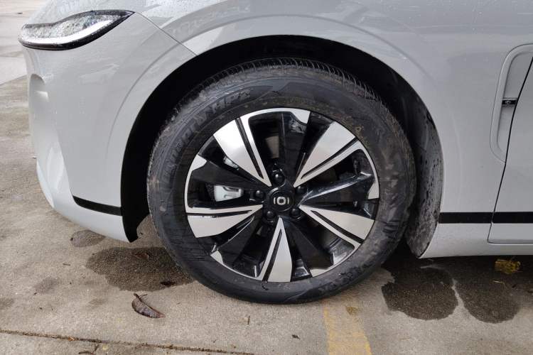 Used CHANGAN NEVO A07 2023 Range-Extended 200 Pro Exterior 4