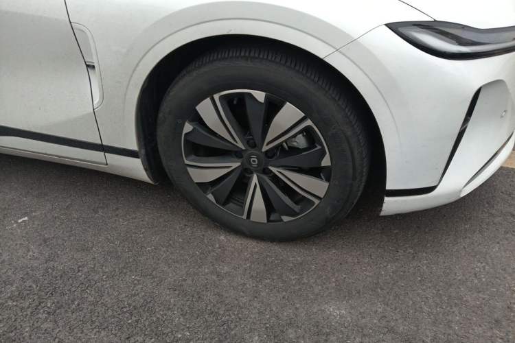 Used CHANGAN NEVO A07 2023 Range-Extended 200 Max Exterior 7
