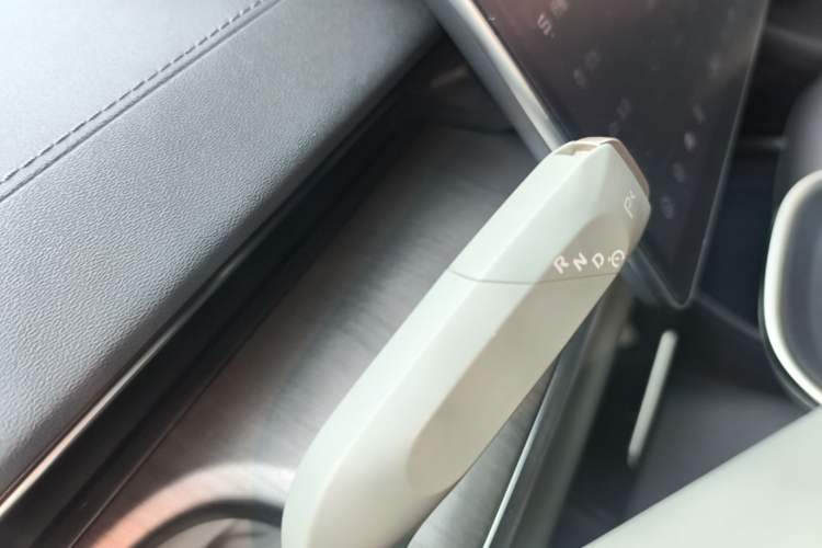 Used CHANGAN NEVO A07 2023 Pure Electric 515 Pro Gear Lever