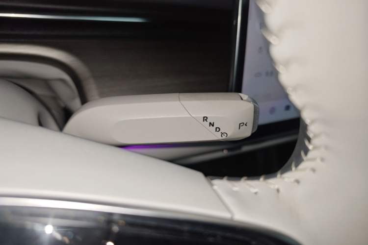 Used CHANGAN NEVO A07 2023 Range-Extended 200 Pro Gear Lever