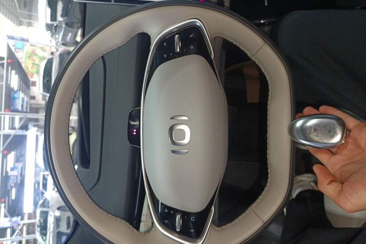 Used CHANGAN NEVO A07 2023 Range-Extended 200 Max Interior 1