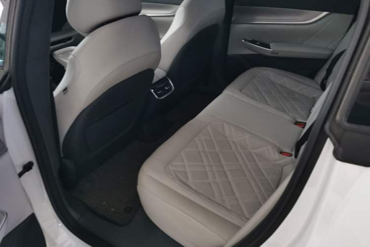 Used CHANGAN NEVO A07 2023 Range-Extended 200 Max Interior 2