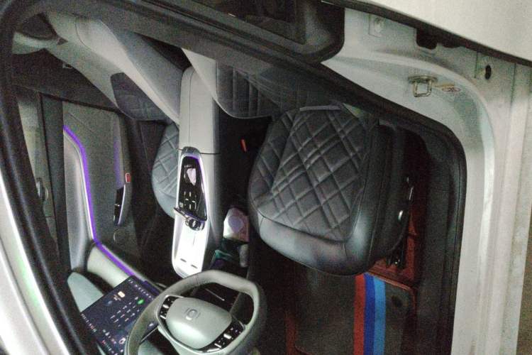 Used CHANGAN NEVO A07 2023 Range-Extended 200 Max Interior 3
