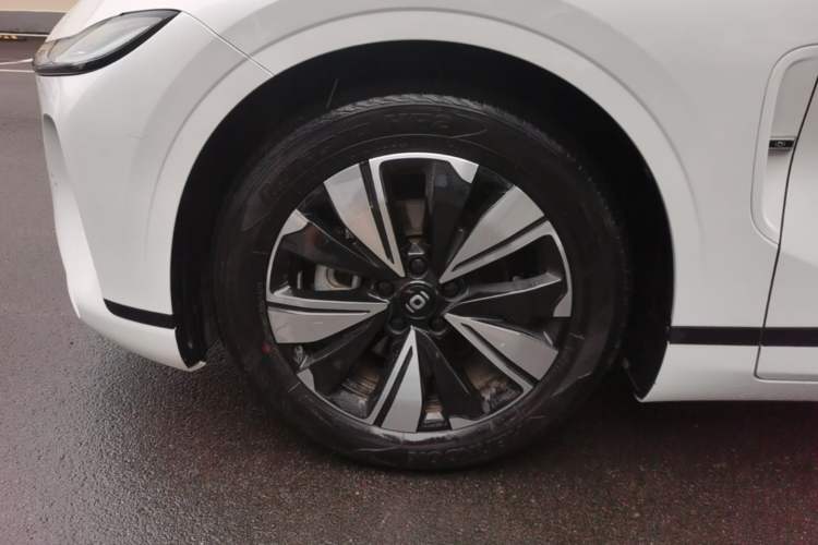 Used CHANGAN NEVO A07 2023 Range-Extended 200 Pro Left Front Wheel Hub