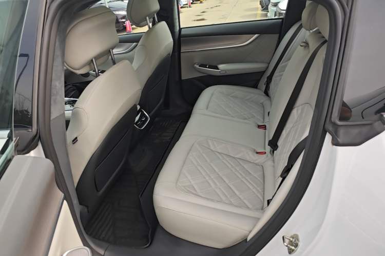Used CHANGAN NEVO A07 2023 Range-Extended 200 Max Left Rear Seat