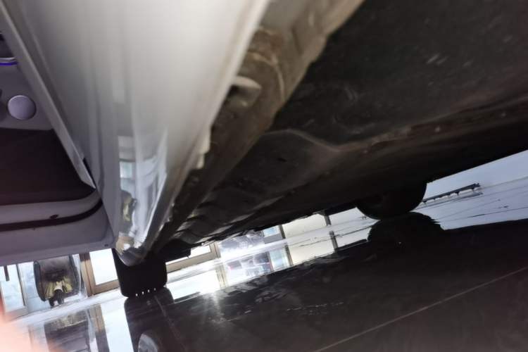 Used CHANGAN NEVO A07 2023 Range-Extended 200 Pro Left Side Sill