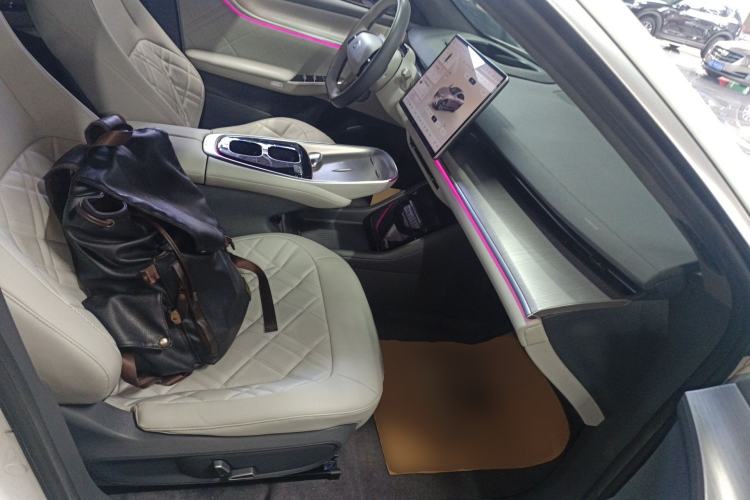 Used CHANGAN NEVO A07 2023 Range-Extended 200 Max Right Front Seat