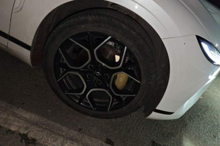 Used CHANGAN NEVO A07 2023 Range-Extended 200 Pro Right Front Wheel Hub