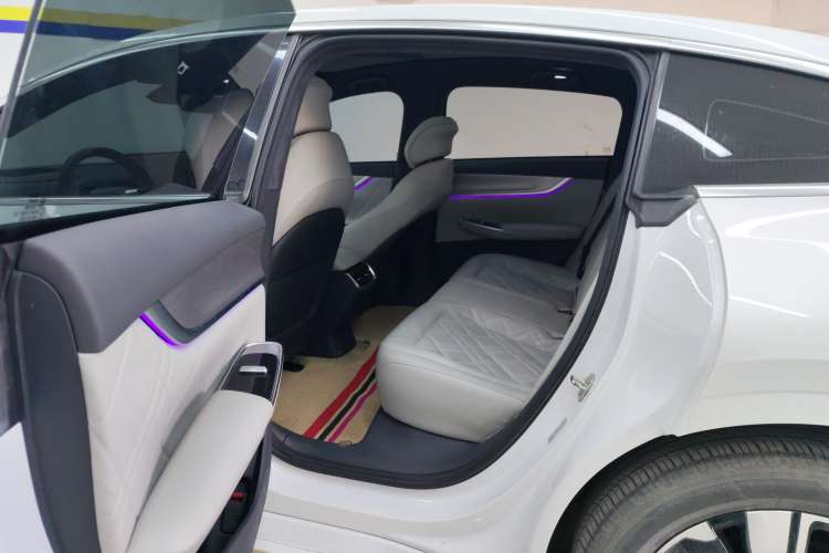 Used CHANGAN NEVO A07 2023 Range-Extended 200 Max Right Rear Seat