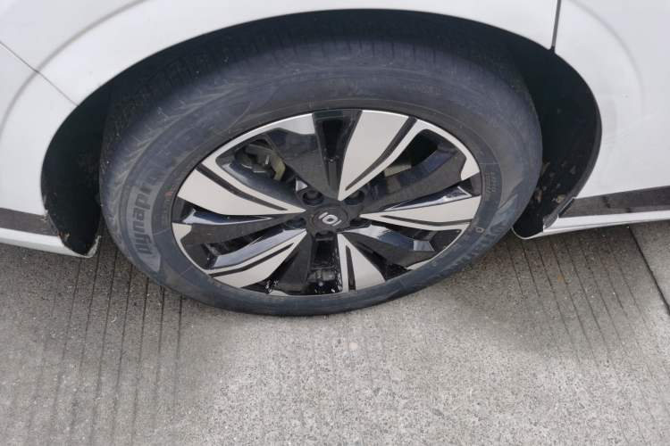 Used CHANGAN NEVO A07 2023 Pure Electric 515 Pro Right Rear Wheel Hub