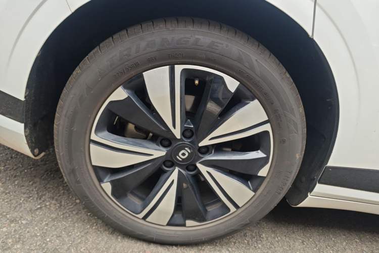 Used CHANGAN NEVO A07 2023 Range-Extended 200 Max Right Rear Wheel Hub
