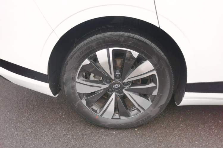 Used CHANGAN NEVO A07 2023 Range-Extended 200 Pro Right Rear Wheel Hub